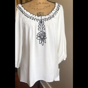 NWT Sunny Leigh Top